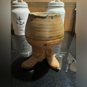 Vintage Cowboy Boots Ceramic Planter (1980) – Five Bridges Inc.